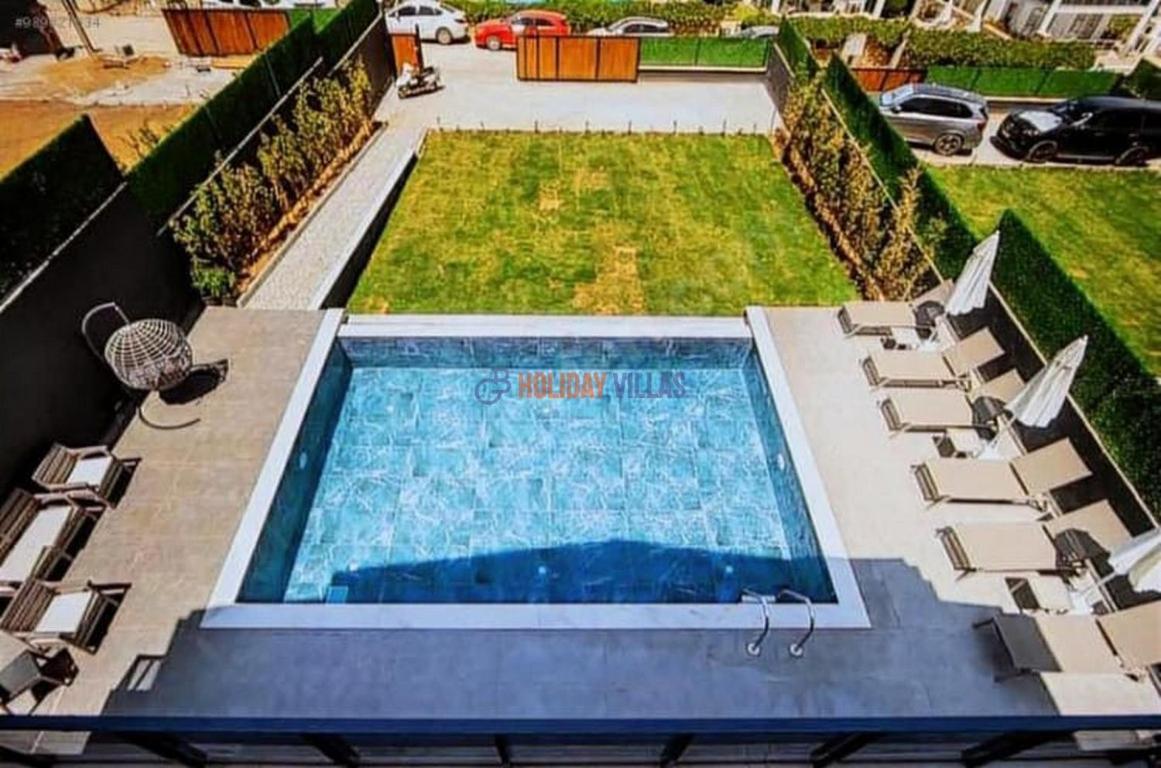 Sea Esta 4 *